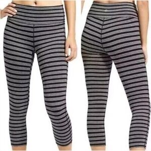Athleta | Chaturanga Capris‎ | High Rise Cropped Yoga Leggings